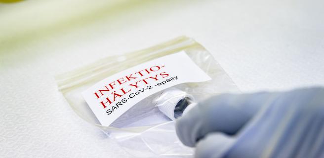 Kuva koronanäyteputkesta.