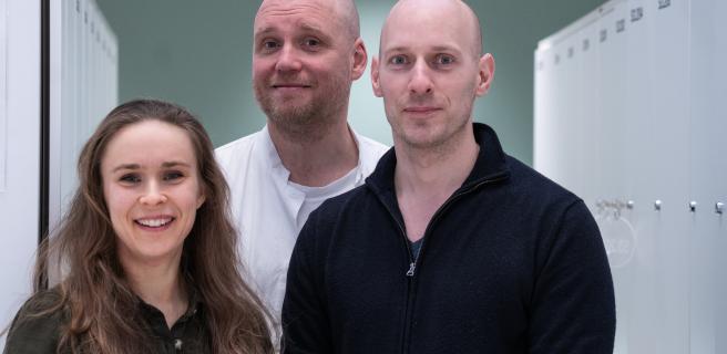 Tutkija, erikoistuva lääkäri Iiris Turunen, dosentti, kliininen opettaja Ilkka Kalliala ja kehittämispäällikkö Veli-Matti Partanen.