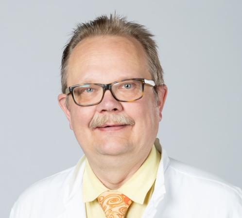 Neurologian professori, ylilääkäri Perttu Lindsberg