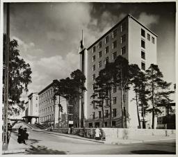 Suomen Punaisen Ristin sairaala pian valmistumisensa jälkeen vuonna 1922. 